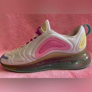 Women Air Max 720